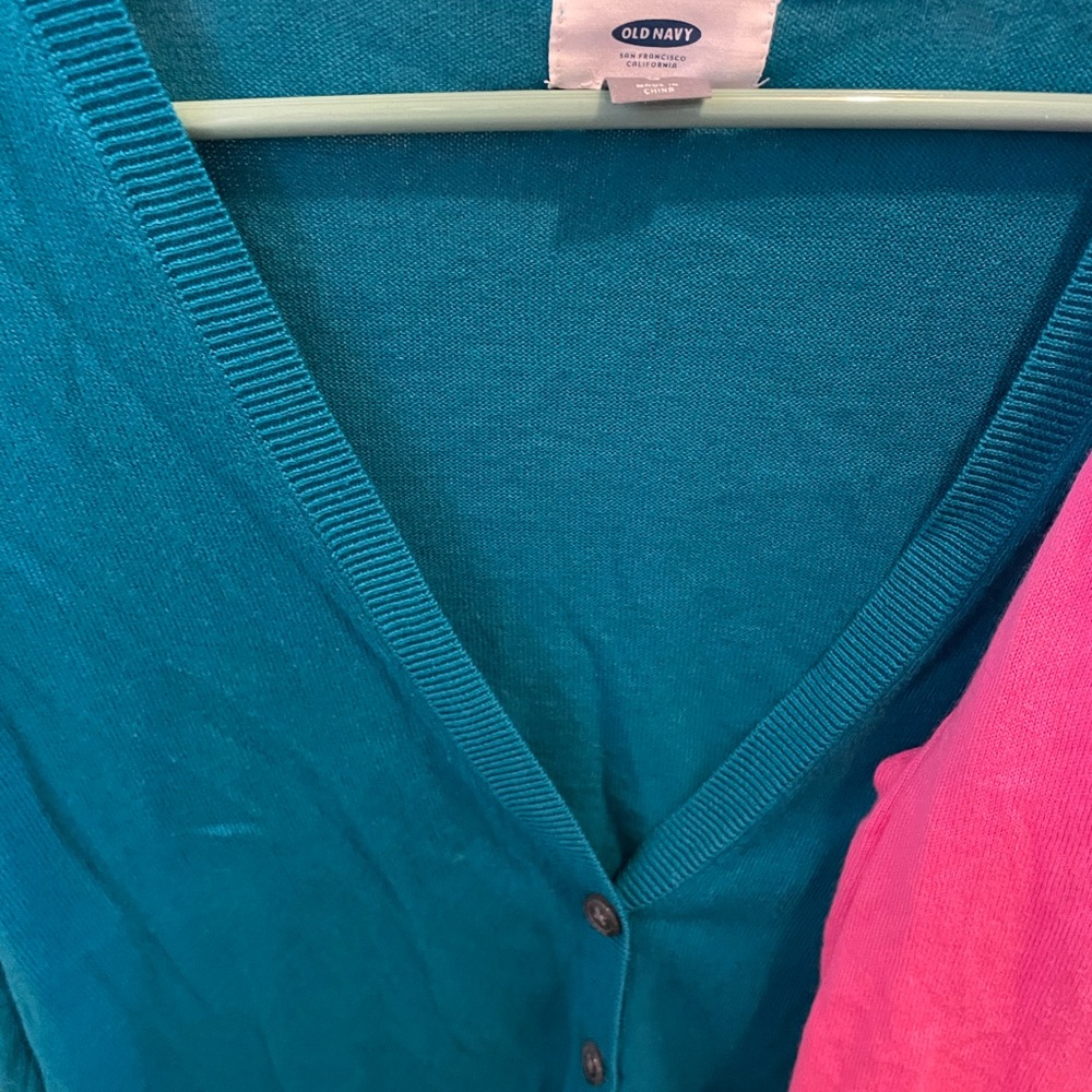 2 nwot Old Navy v-neck cardigans - Picture 2 of 3
